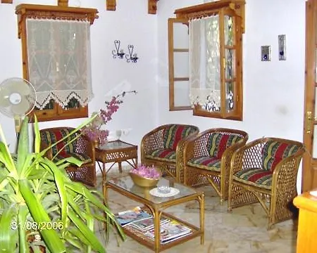 Güleç Otel