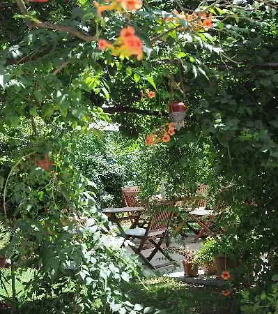 Güleç Otel 2*